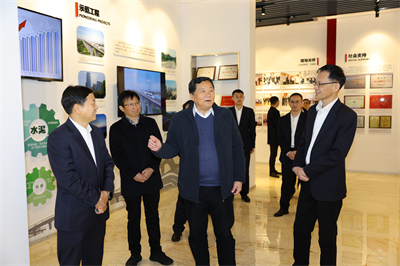 2023年2月，中国水泥协会会长高登榜来亚星游戏集团调研指导